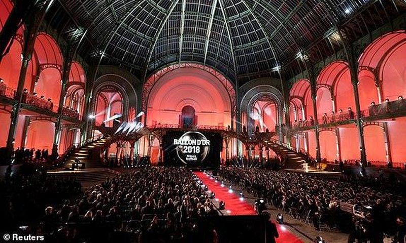 ___9165025___2018___12___4___9___1543867712494_lc_galleryImage_Soccer_Football_63rd_Ball