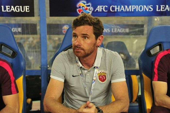 Shanghai SIPG coach Andre Villas-Boas watches an AFC Champions League match in Nanjing, in May 2017