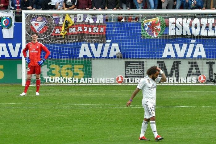 Real Madrid goalkeeper Thibaut Courtois and defender Marcelo could not stop Eibar