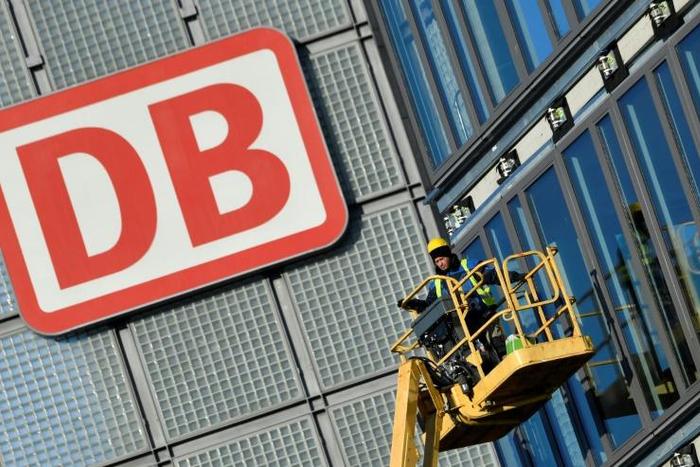 Railworkers have rejected Deutsche Bahn's salary offer