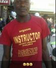 Hilarious writings on this man’s T-shirt makes him a viral sensation