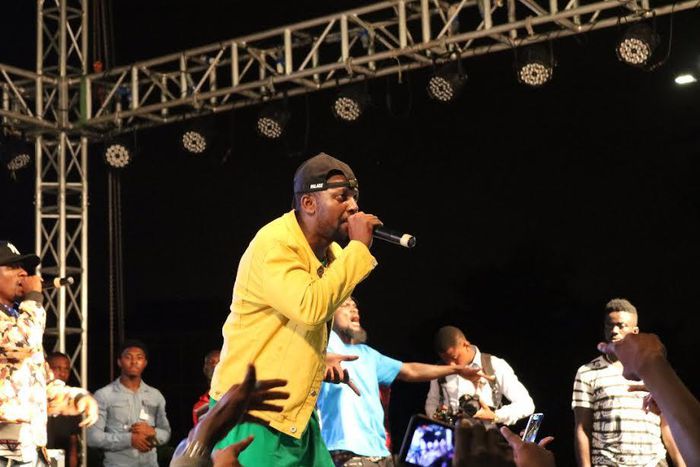 Yaa Pono performing at YFM Area Codes Jam concert at the Kumasi City Mall