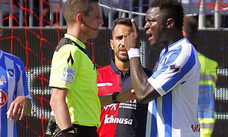 ___7111517___https:______static.pulse.com.gh___webservice___escenic___binary___7111517___2017___8___7___23___Muntari-racism-620x330