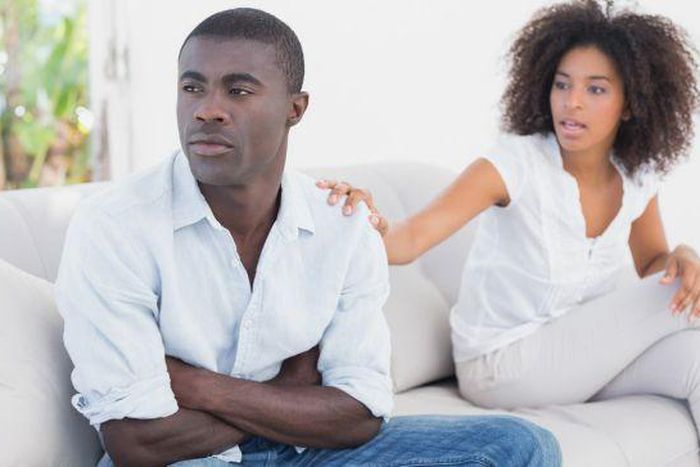 A man angry with is partner who tries to apologise to no avail [Source: Video Block]