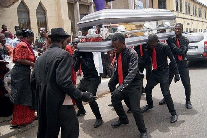 ___9202826___2018___12___15___16___funerals-in-ghana