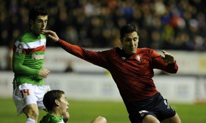 Alvaro Cejudo (R) has made 155 La Liga appearances with Real Betis and Osasuna and becomes the Western Sydney Wanderers' fifth and final visa signing for the new season, which starts in October