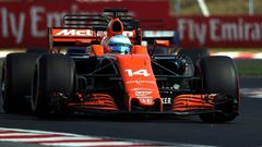 McLaren's Spanish driver Fernando Alonso said that he was considering a full Indycar season