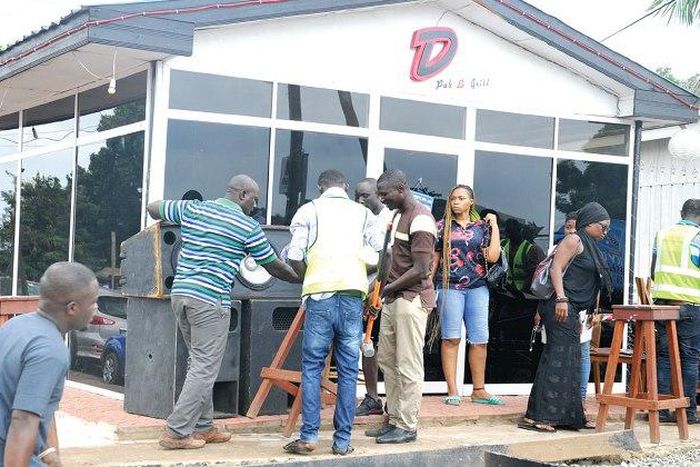 Shatta Michy given 1-week ultimatum to remove "Diamond Pub & Grill"