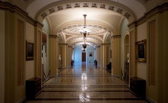 A Week Into Government Shutdown, Ire Turns to Fear for Federal Workers