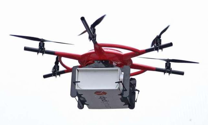 ___9172629___2018___12___6___8___Drone-sets-new-record-for-transporting-blood-samples
