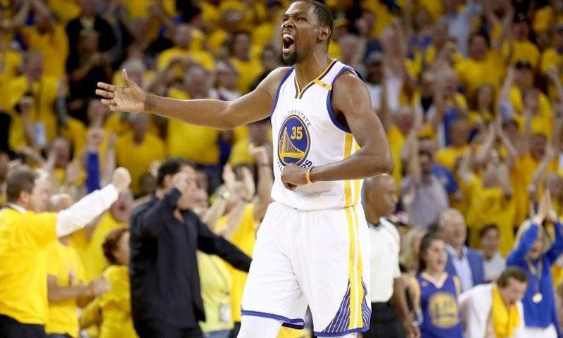 Kevin Durant is set to make a new contract deal and stay with the Golden State Warriors