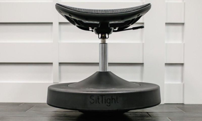 ___7093067___https:______static.pulse.com.gh___webservice___escenic___binary___7093067___2017___8___3___22___desk-chair-core-workout-1_1