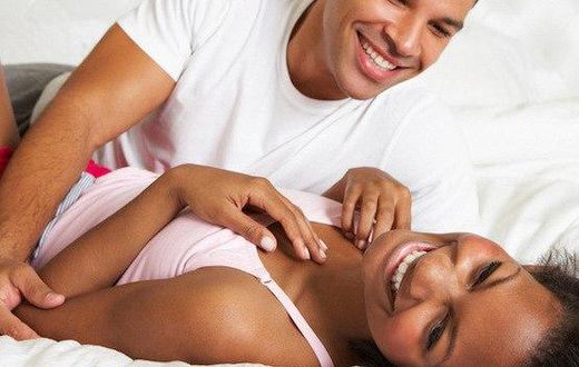 ___7105264___https:______static.pulse.com.gh___webservice___escenic___binary___7105264___2017___8___6___21___couple-in-bed-african-american