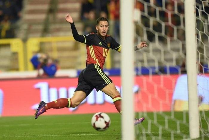 Belgium's Eden Hazard has been called up for next month's World Cup qualifying matches against Gibraltar and Greece