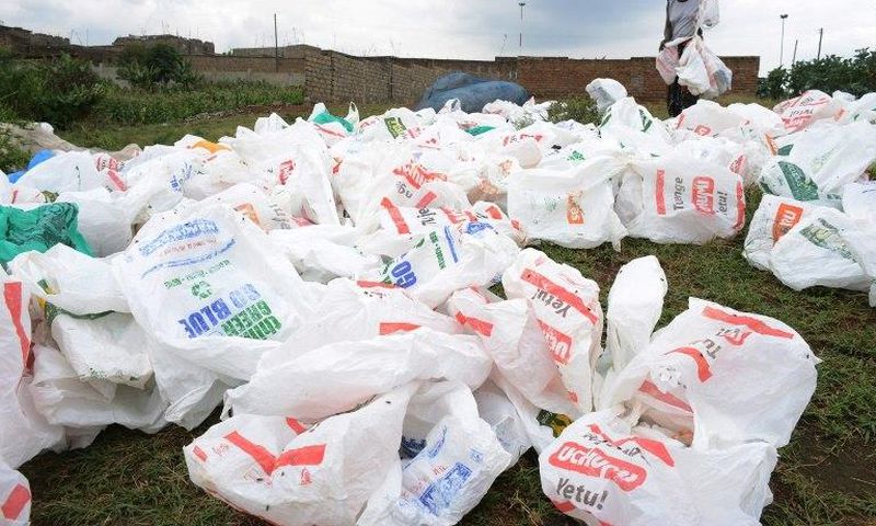 The UN Environment Programme estimates that Kenyan supermarkets hand out as many as 100 million plastic bags every year