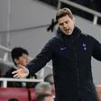 Tottenham Hotspur manager Mauricio Pochettino is the bookmakers favourite for the Manchester United post but his present club are not appreciating the press asking questions about it
