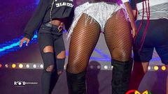 Sista Afia gets romantic on stage