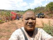 Man takes selfie before and after lorry accident