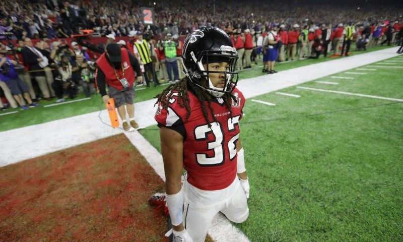 Jalen Collins of the Atlanta Falcons, is eligible to return to the Falcons' active roster on November 21