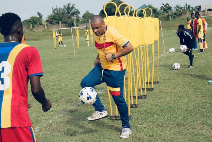 New Hearts coach bans players from sex after midnight & daft haircuts