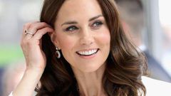 ___7016927___https:______static.pulse.com.gh___webservice___escenic___binary___7016927___2017___7___19___16___kate-middleton-poland-perfect