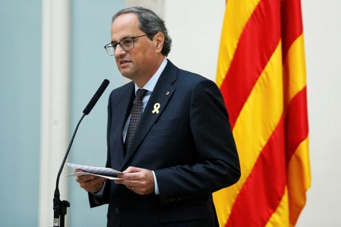 "Catalans are not afraid. They do not frighten us. There is no turning back in the path to freedom. Slovenians decided to go ahead with all the consequences. Let's do like them," Torra said after visiting Slovenia