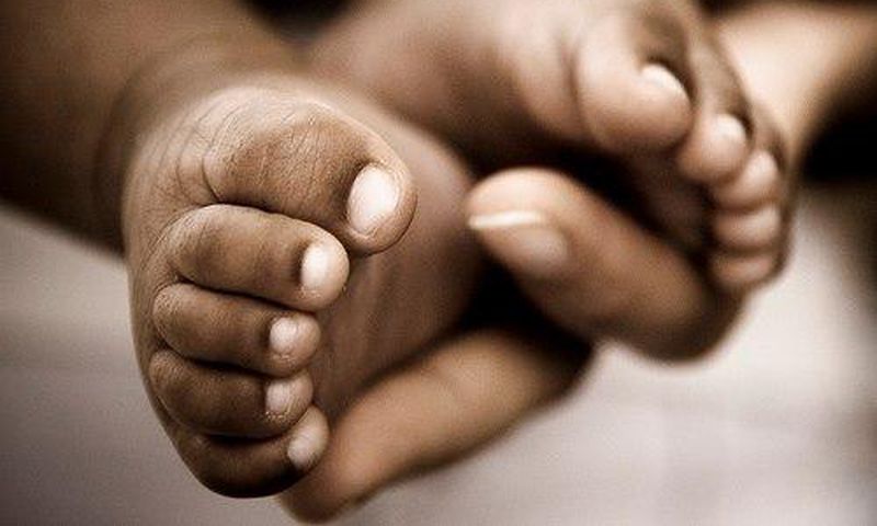 ___7042066___https:______static.pulse.com.gh___webservice___escenic___binary___7042066___2017___7___24___18___baby-feet17