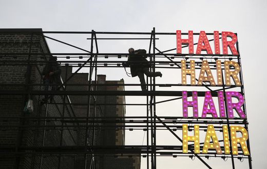 'The Cool Guy': Pop and Theater Stars Celebrate the Composer of 'Hair'