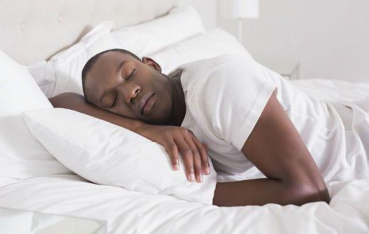 ___9168920___2018___12___5___10___0812sleeping