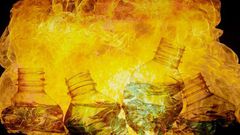 ___7211265___https:______static.pulse.com.gh___webservice___escenic___binary___7211265___2017___8___26___23___shouldnt-leave-water-bottle-car-hot-day