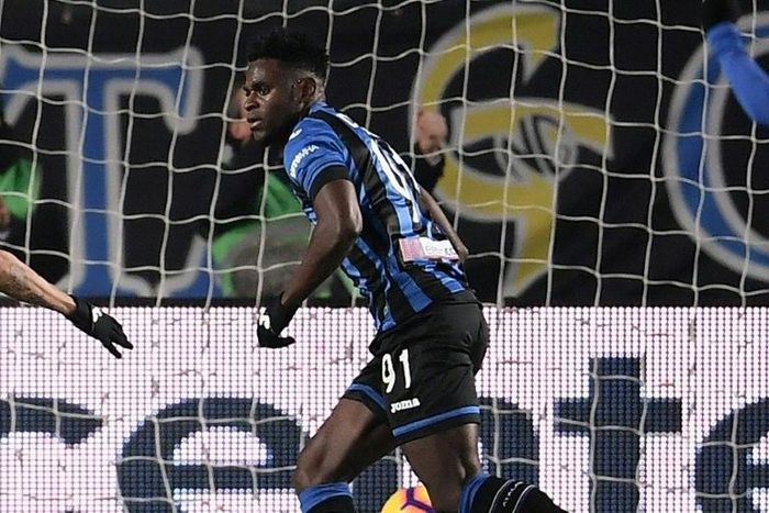 Atalanta's forward Duvan Zapata (C) scored a hat-trick against his former club Udinese.