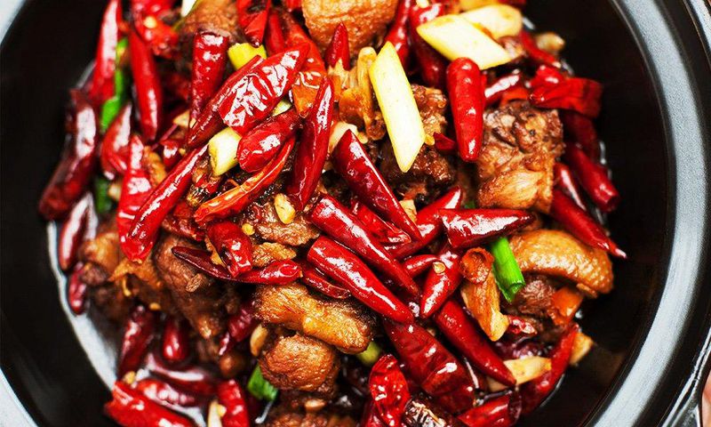 spicy food helps burn calories