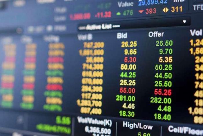 ___7145409___https:______static.pulse.com.gh___webservice___escenic___binary___7145409___2017___8___14___17___Caveat-85200111-LARGE