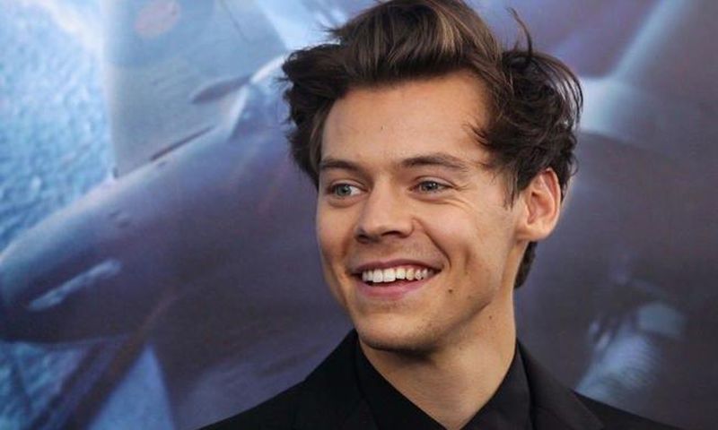 ___7041934___https:______static.pulse.com.gh___webservice___escenic___binary___7041934___2017___7___24___17___harry-styles-four-nipples