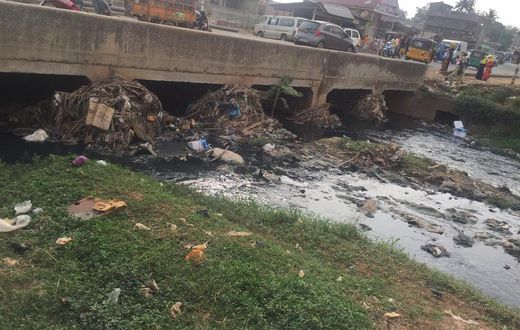 Current state of the Pelele bridge