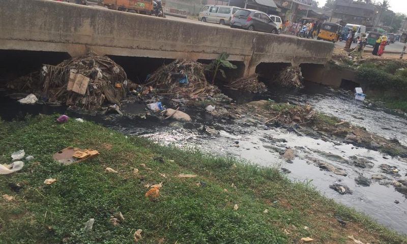 Current state of the Pelele bridge