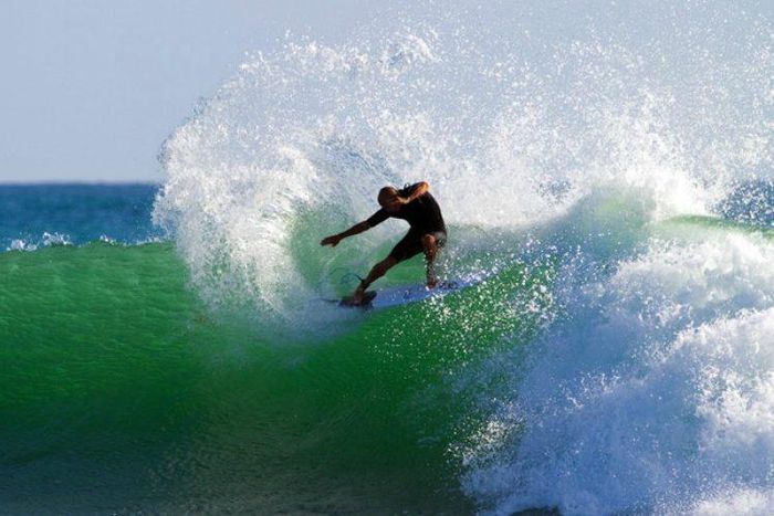 ___7087119___https:______static.pulse.com.gh___webservice___escenic___binary___7087119___2017___8___3___8___Surfing+is+a+good+form+of+exercise+and+helps+one+relax.+Mocha+Man+Style