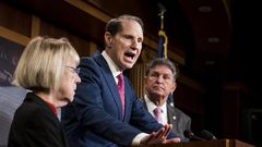 Despite Challenges, Health Exchange Enrollment Falls Only Slightly