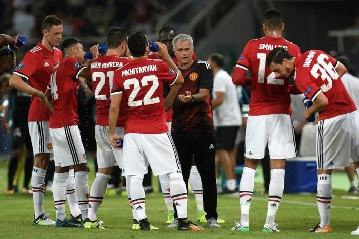 Manchester United's manager Jose Mourinho (C) gives his instructions on August 8, 2017, at the Philip II Arena in Skopje