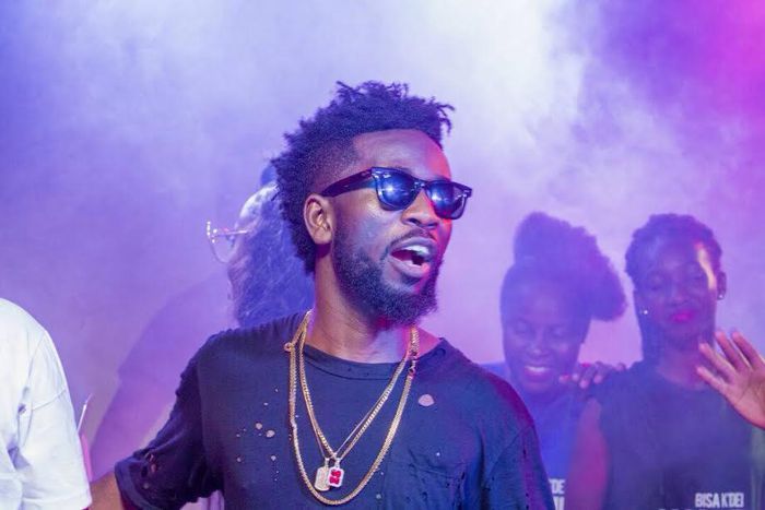 Bisa Kdei storms Awoshie Market with first 'Road2Konnect' concert