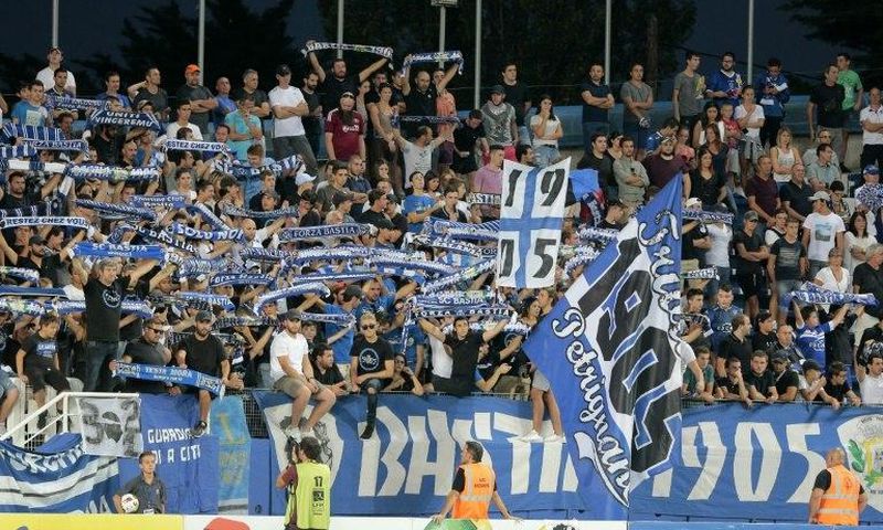 Bastia's fans cheer during the French Ligue 1 football match against Toulousen September 10, 2016 at the Armand-Cesari stadium in Bastia on the French Mediterranean island of Corsica