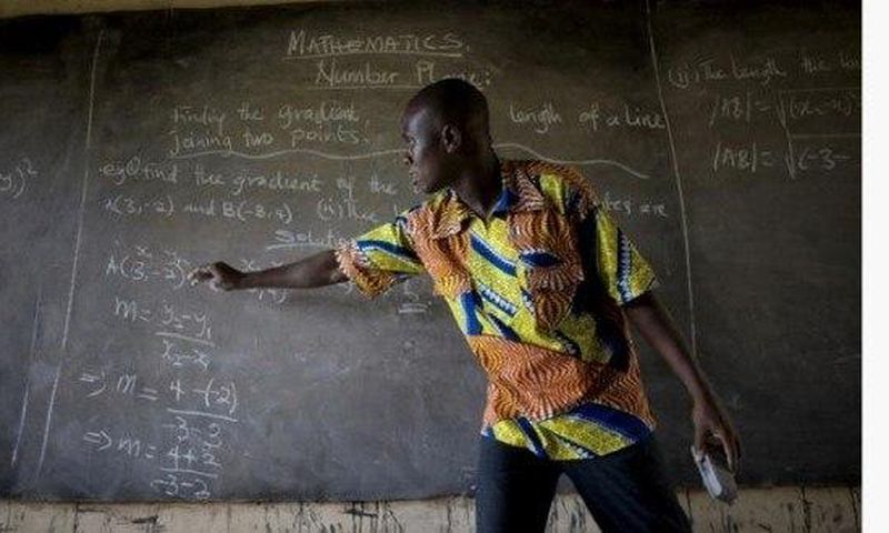 ___7177322___2017___8___21___9___Teacher-in-Ghana-618x330