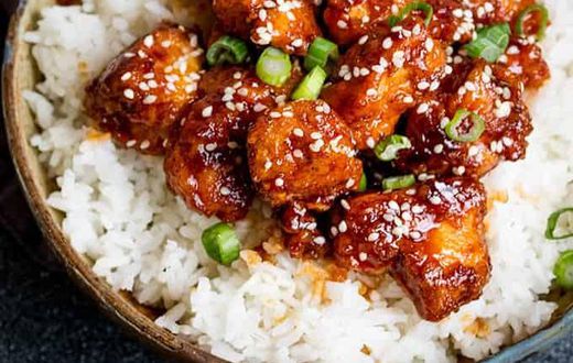 Crispy sesame chicken