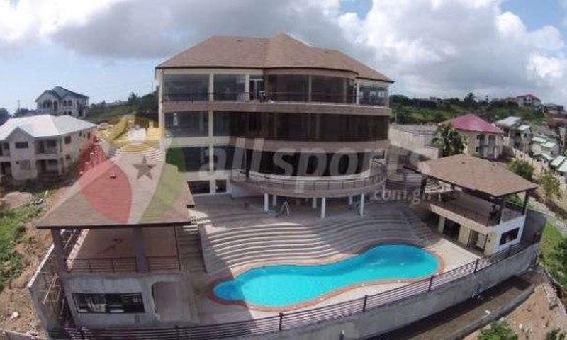 ___9184512___2018___12___10___12___Asamoah-Gyan-house1