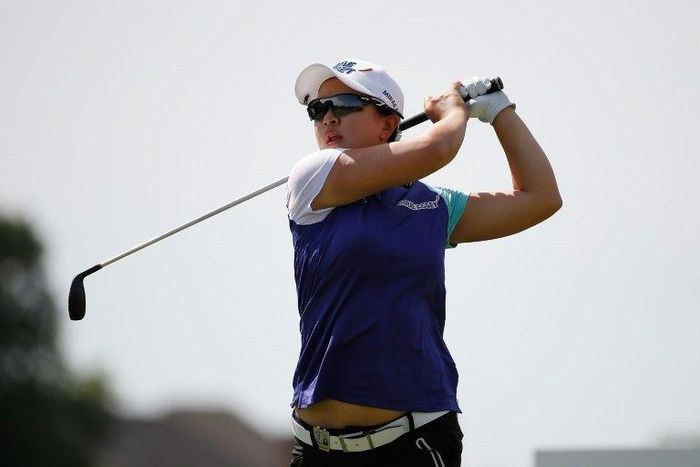 Sei Young Kim shares the first-round lead at the Thornberry Creek LPGA Classic after hitting eight birdies and a bogey in her seven-under 65