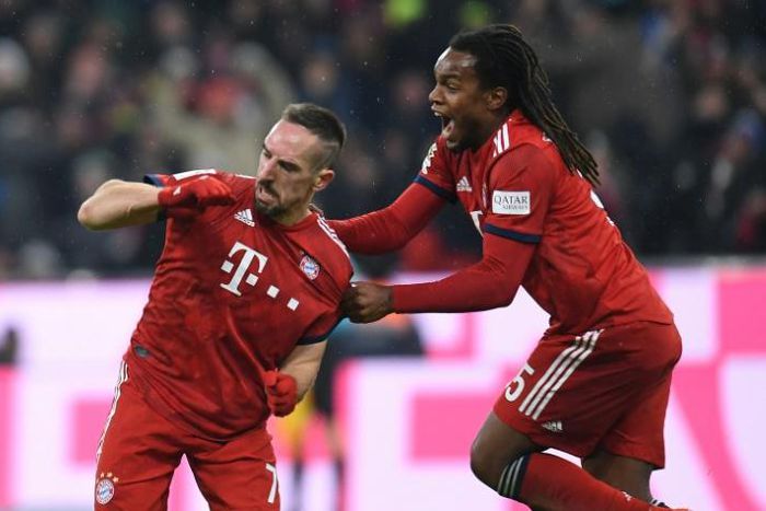 Ribery struck late on as Bayern Munich moved to within six points of Bundesliga leaders Borussia Dortmund