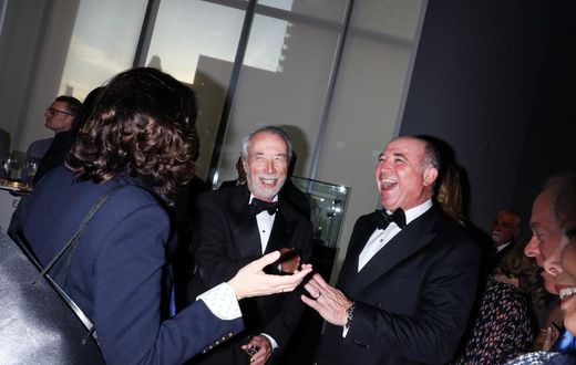 Going, Going, Gone: Explaining Auction Houses' Executive Exodus
