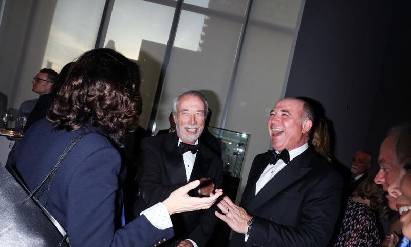 Going, Going, Gone: Explaining Auction Houses' Executive Exodus