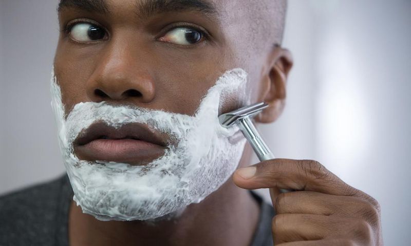 ___7042215___https:______static.pulse.com.gh___webservice___escenic___binary___7042215___2017___7___24___18___best-electric-shaver-for-black-men