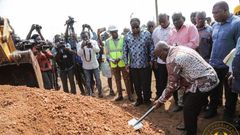 ___9170539___2018___12___5___17___akufo-addo-cutting-sod